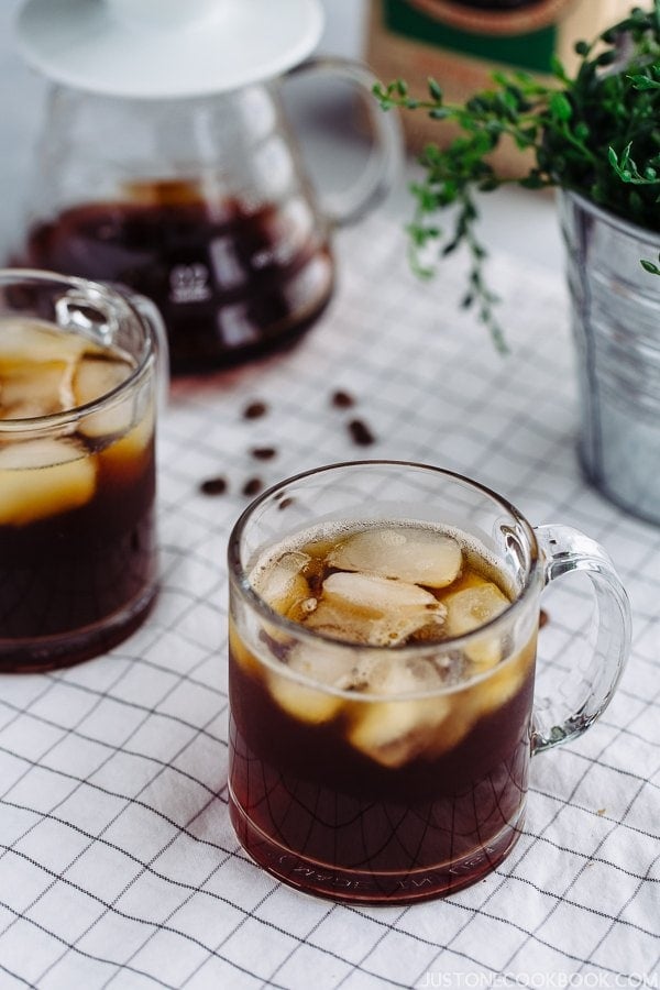 Japanese Iced Coffee アイスコーヒー • Just One Cookbook